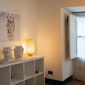 Civico 18 & Manzoni House Katania