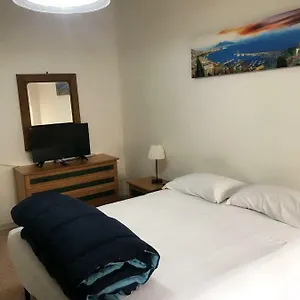 https://bilocale-via-nardones.hotels-amalfi.com